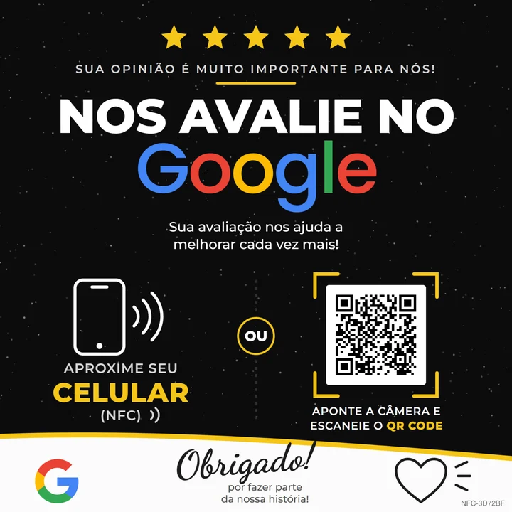 Placa quadrada preta escrito Nos&nbsp;avalie no&nbsp;Google, com cinco estrelas, NFC de&nbsp;um&nbsp;lado e&nbsp;QR&nbsp;Code do&nbsp;outro
